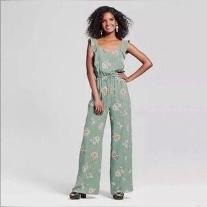NWT Xhilaration Floral Sage Jumpsuit | Sage Green | Large